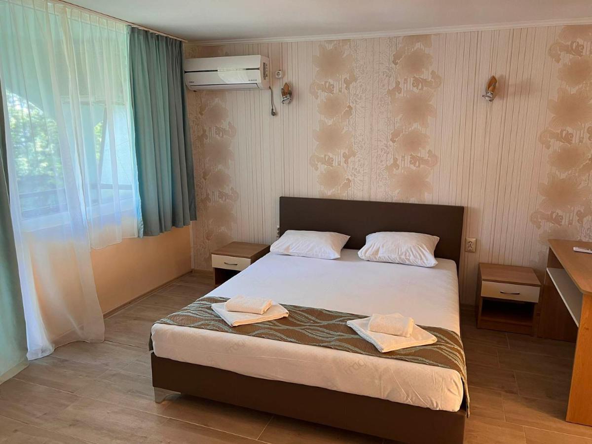 Хотел Диамант Hotel Diamond 巴尔奇克 外观 照片