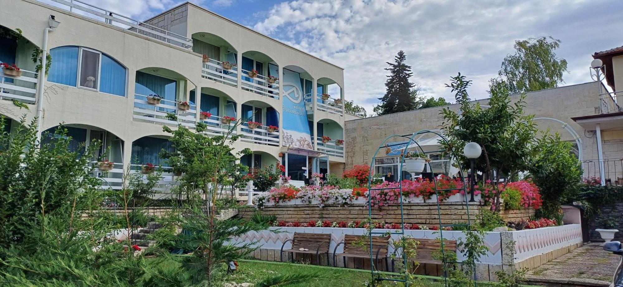 Хотел Диамант Hotel Diamond 巴尔奇克 外观 照片